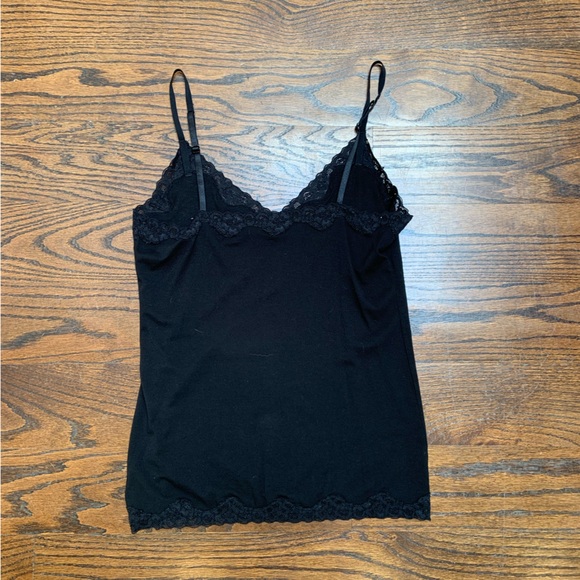 ARITZIA Talula black camisole with lace trim and adjustable straps - Picture 2 of 5
